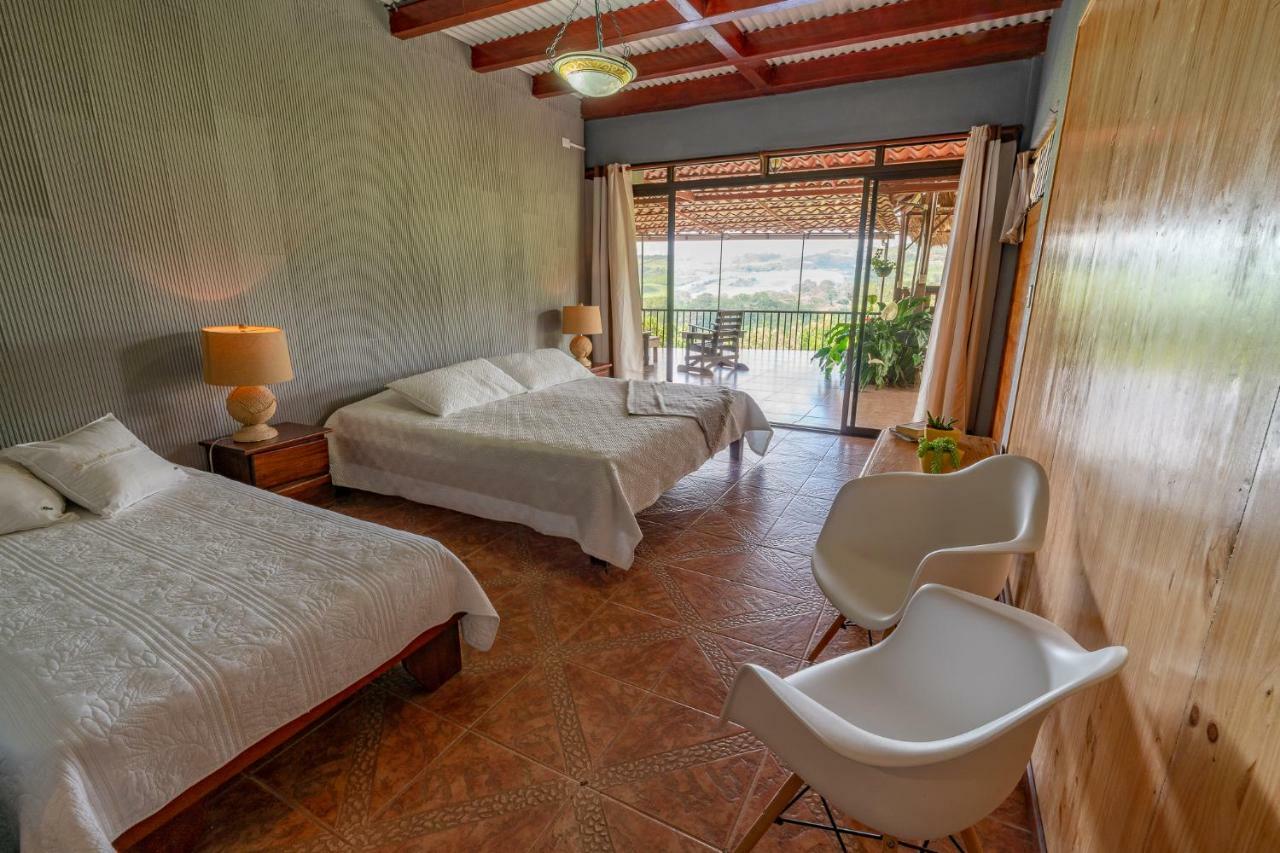 טוריאלבה Ladera Hotel מראה חיצוני תמונה